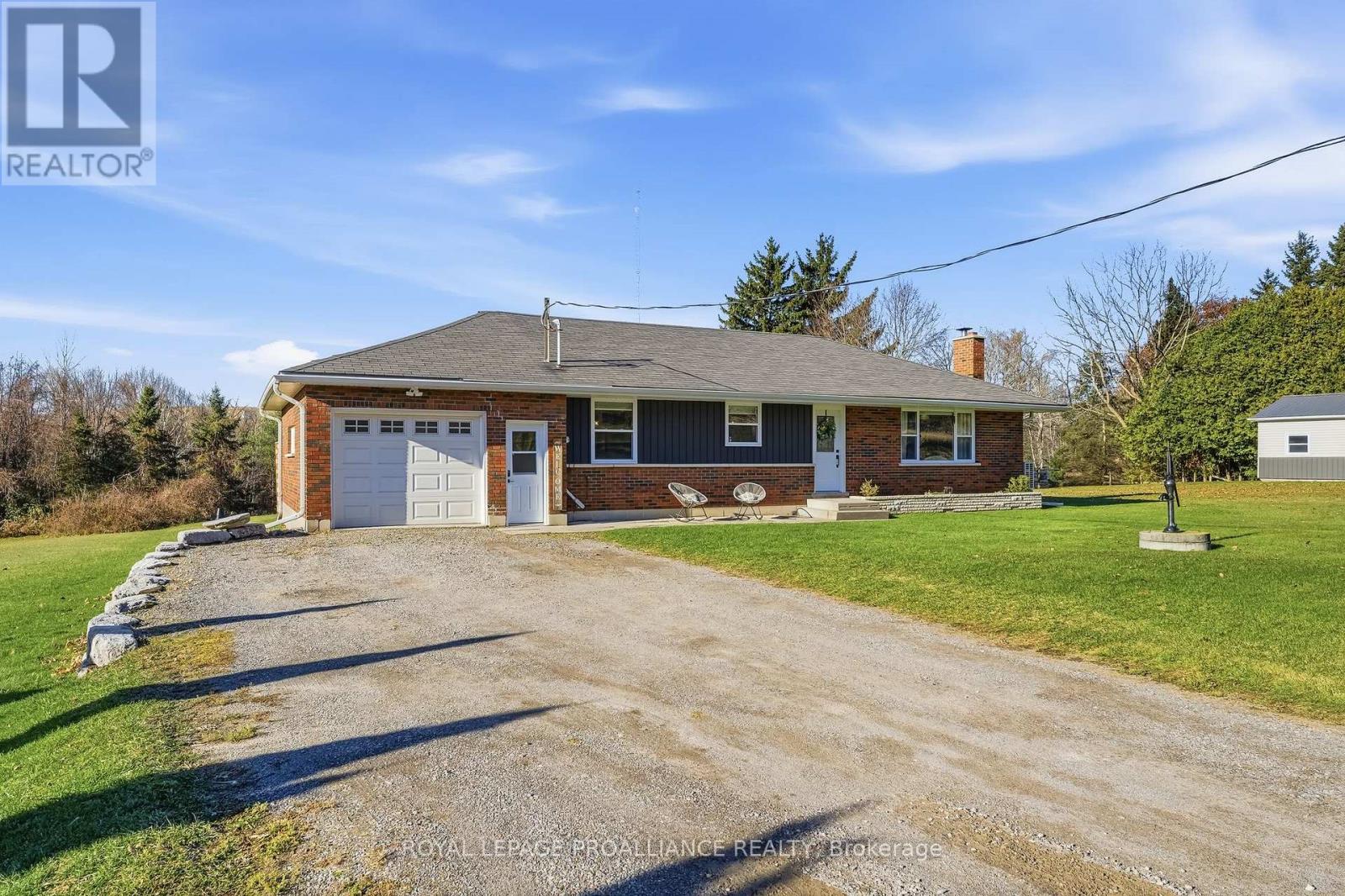 3810 Burnham Street N, Hamilton Township, Ontario  K9A 4J9 - Photo 2 - X12565874