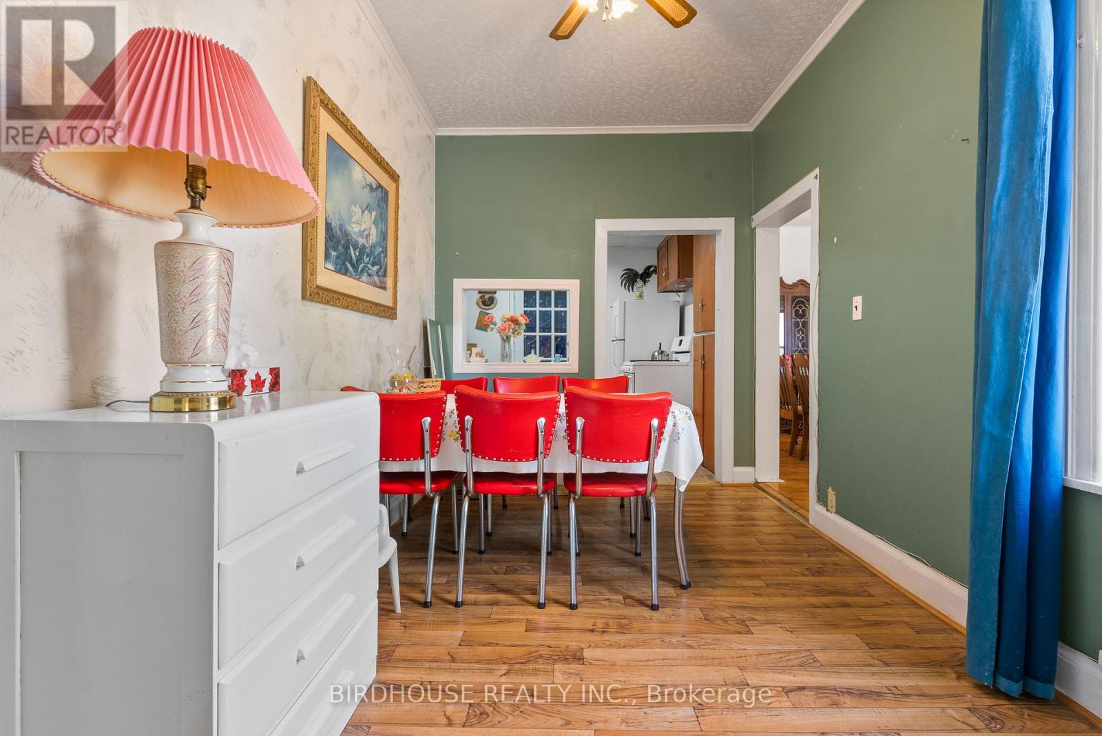 70 Ridout Street, Kawartha Lakes, Ontario  K9V 2B8 - Photo 11 - X12565910