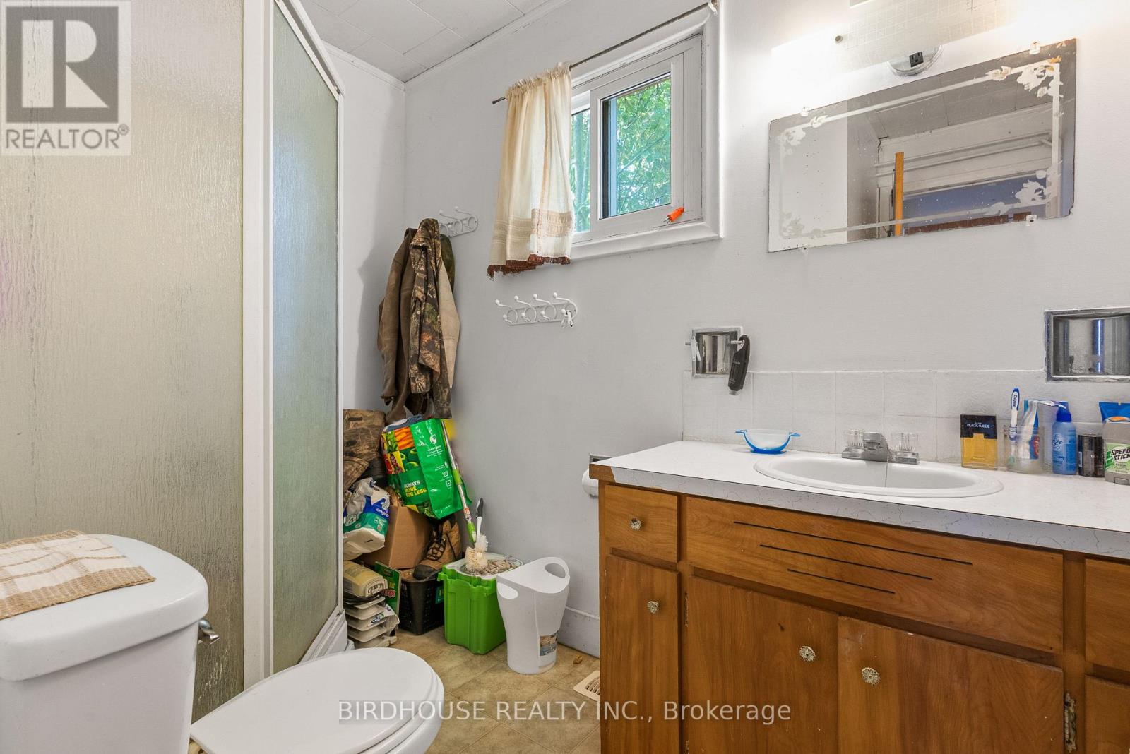 70 Ridout Street, Kawartha Lakes, Ontario  K9V 2B8 - Photo 33 - X12565910