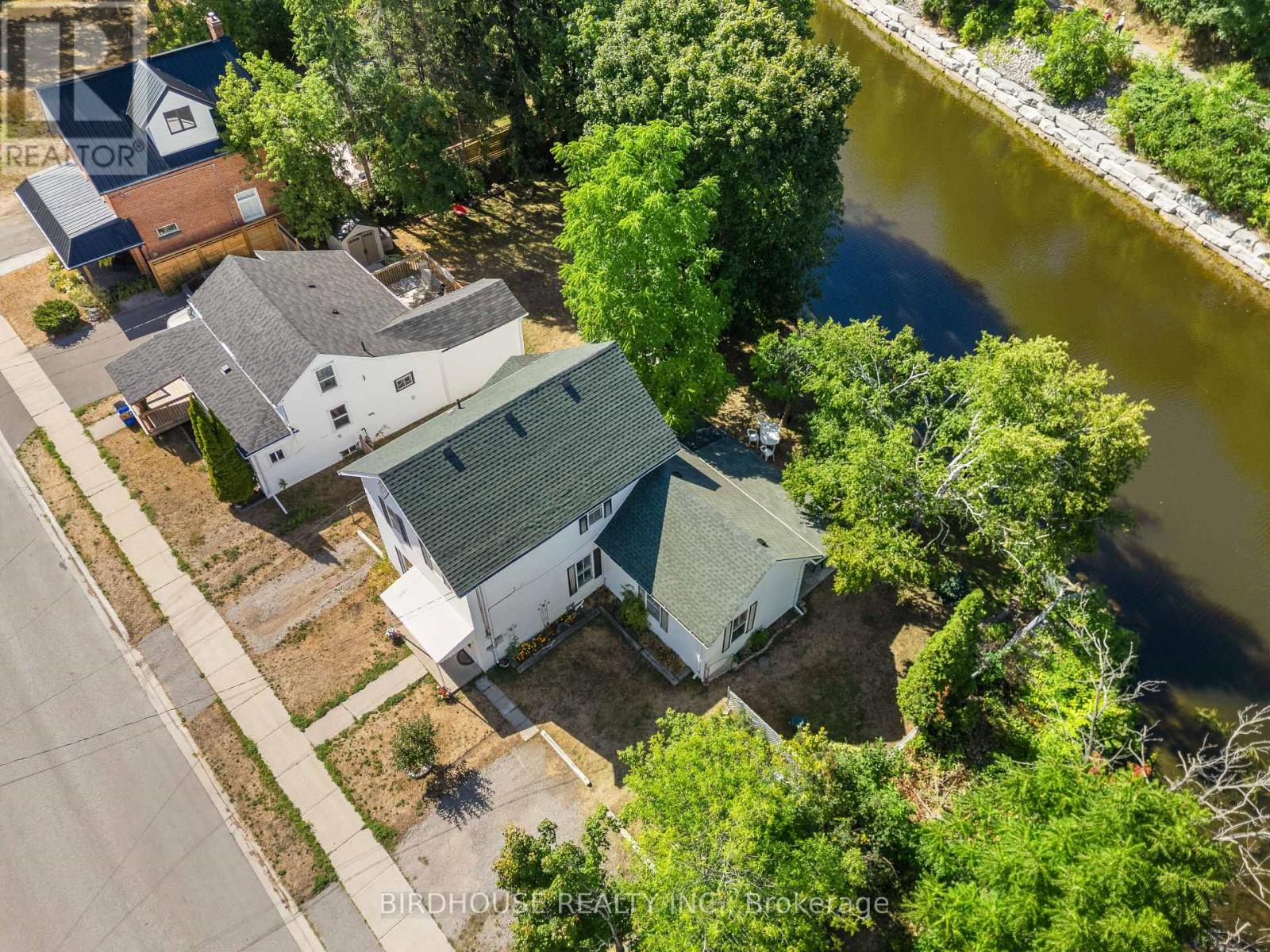 70 Ridout Street, Kawartha Lakes, Ontario  K9V 2B8 - Photo 34 - X12565910