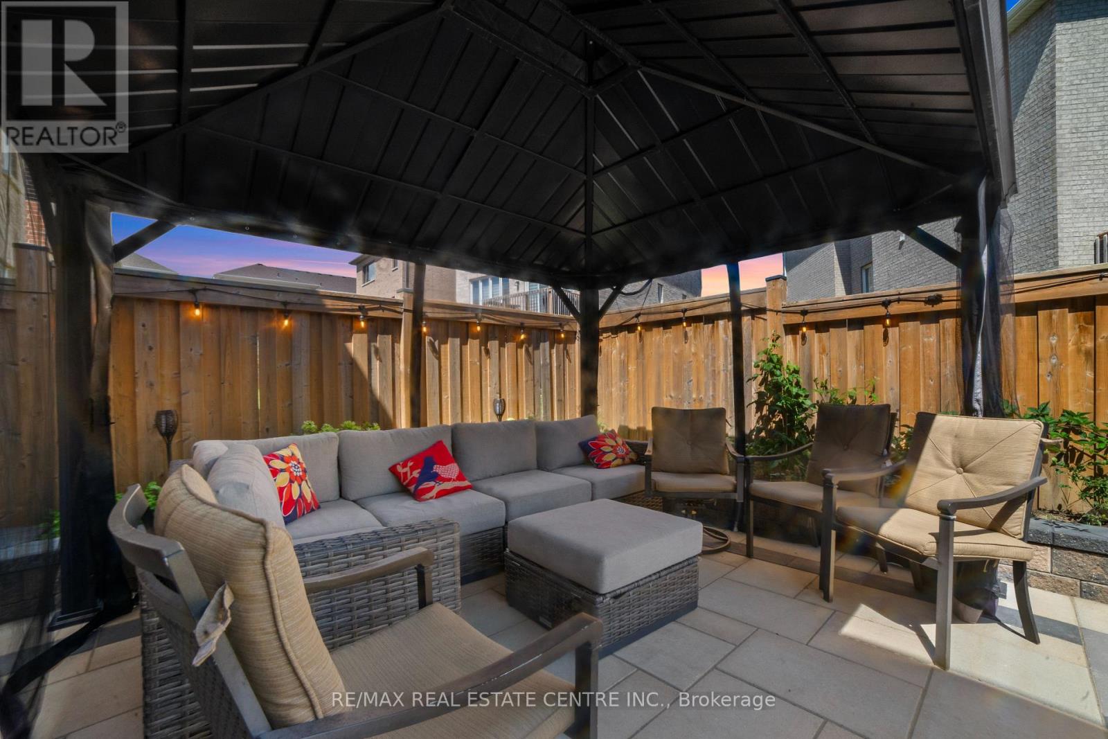 1106 Cactus Crescent, Pickering, Ontario  L1X 0G9 - Photo 35 - E12527938