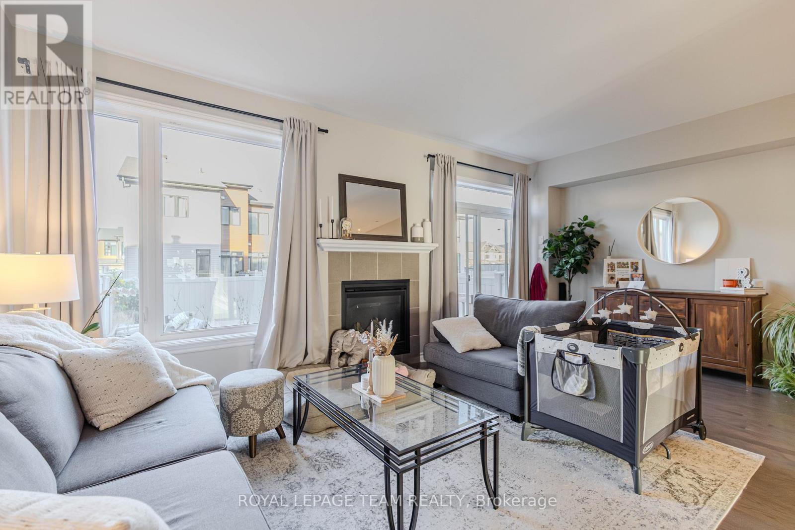 546 Triangle Street, Ottawa, Ontario  K2V 0M5 - Photo 12 - X12565880