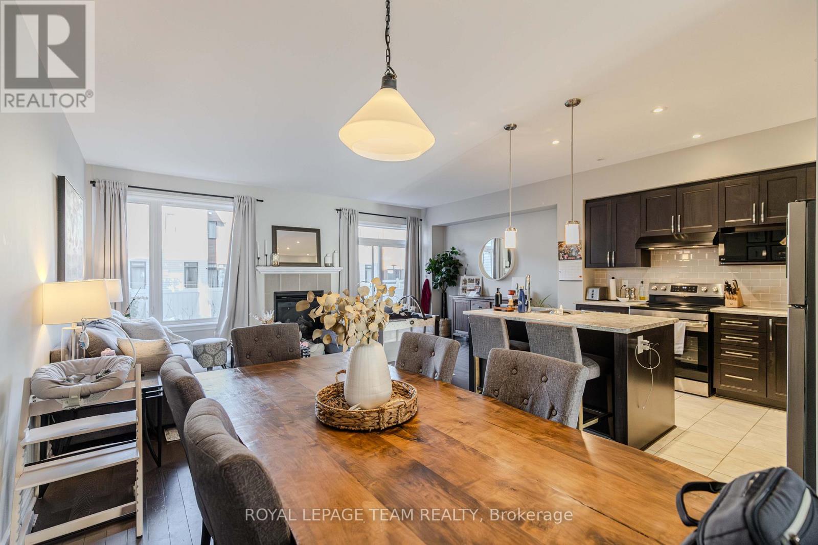 546 Triangle Street, Ottawa, Ontario  K2V 0M5 - Photo 8 - X12565880