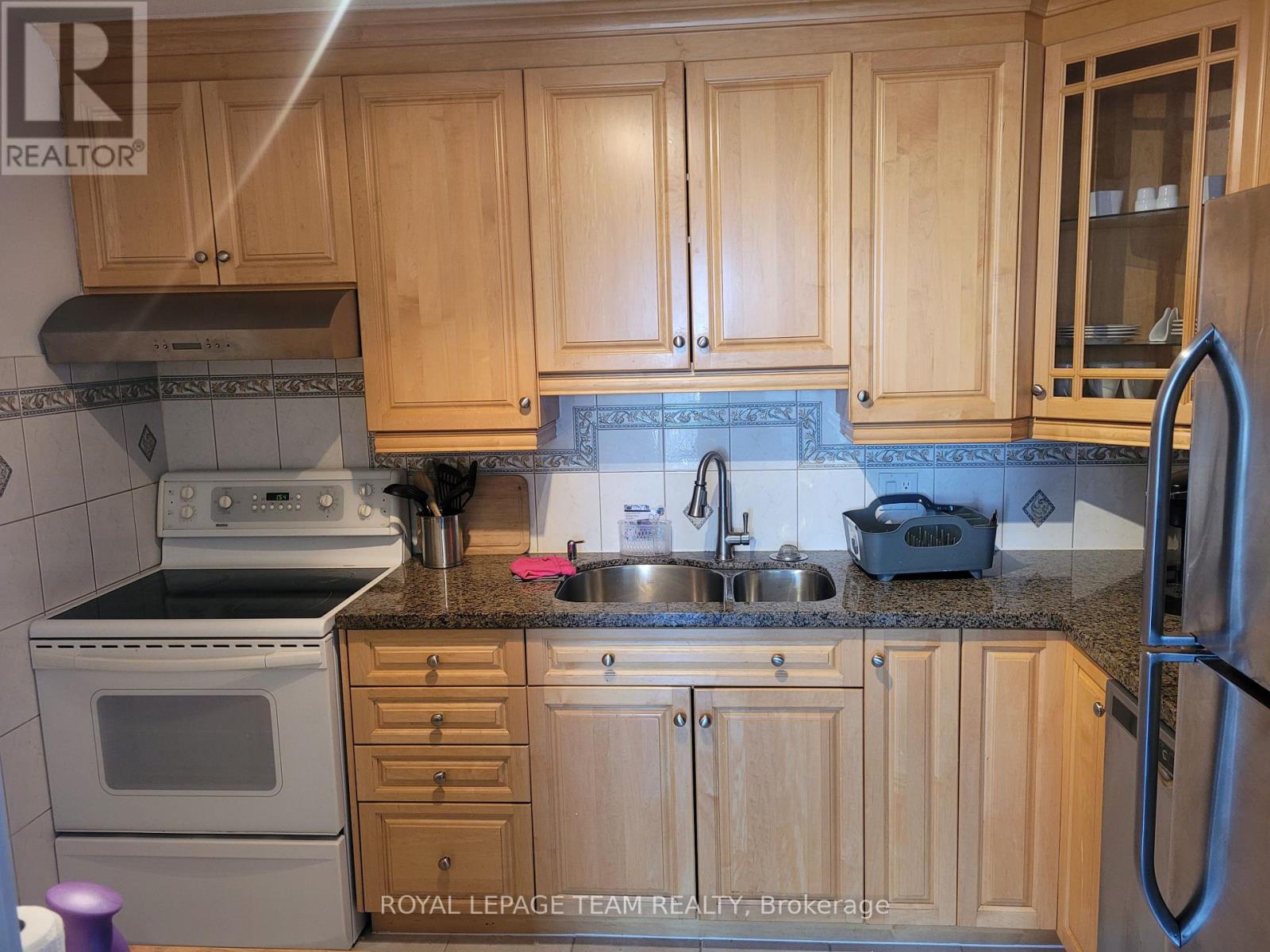 607 - 1380 Prince Of Wales Drive, Ottawa, Ontario  K2C 3N5 - Photo 7 - X12565922