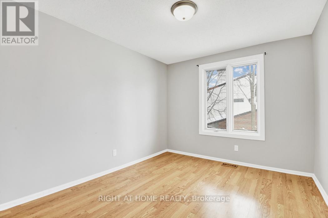 52 Ventnor Way, Ottawa, Ontario  K2J 1M3 - Photo 16 - X12565930