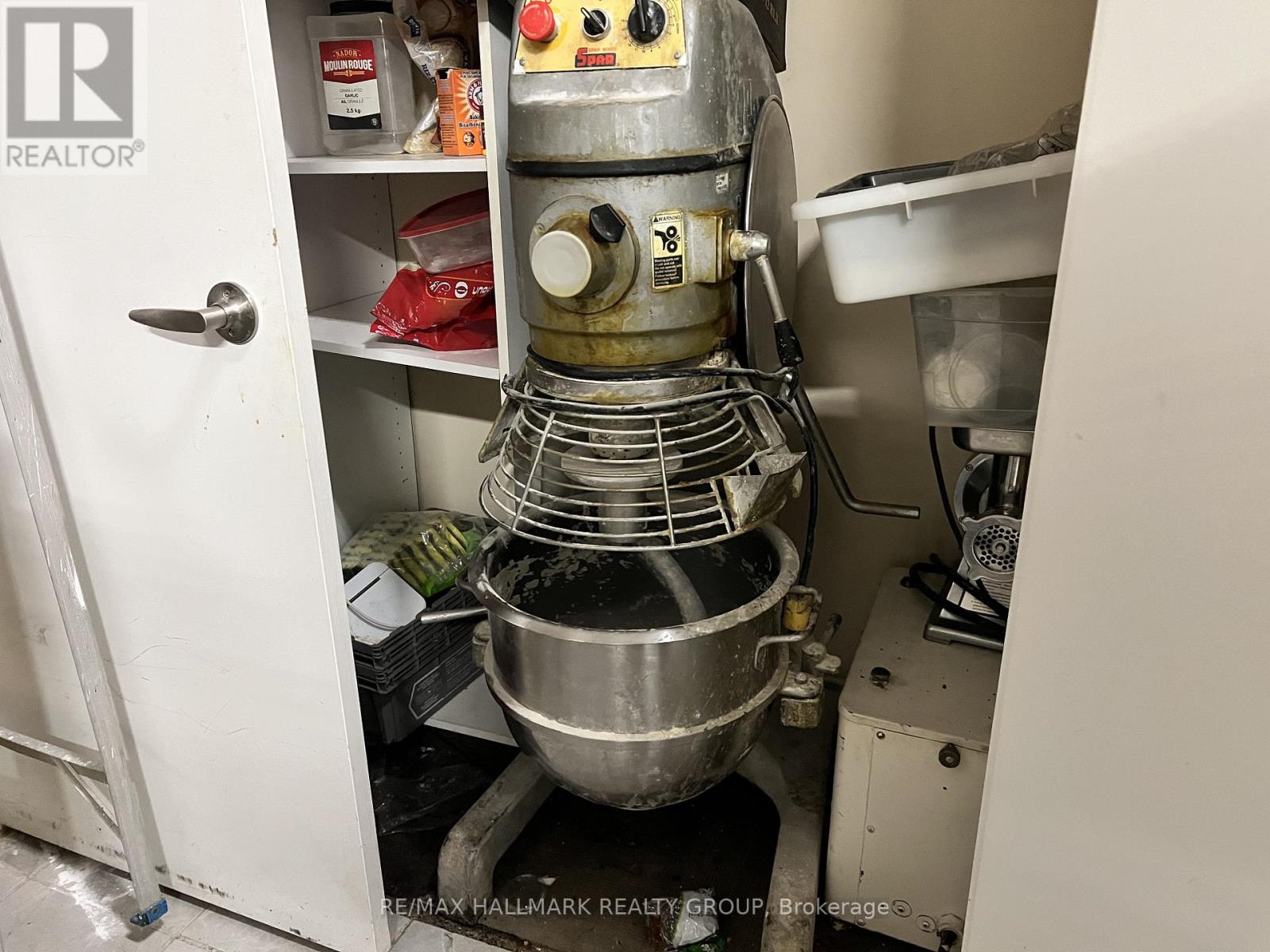 10 - 462 Hazeldean Road, Ottawa, Ontario  K2L 1V3 - Photo 14 - X12565954