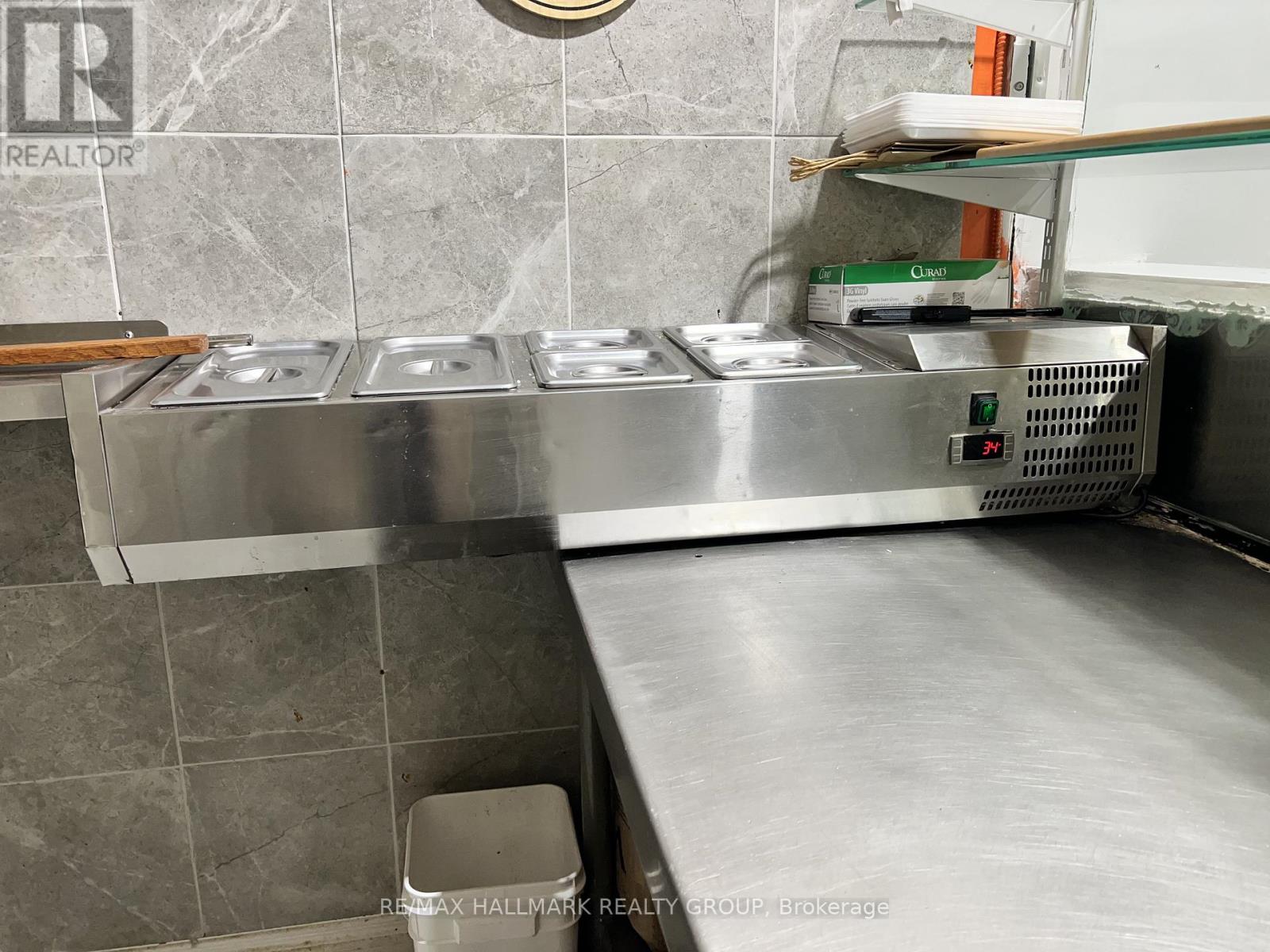 10 - 462 Hazeldean Road, Ottawa, Ontario  K2L 1V3 - Photo 22 - X12565954