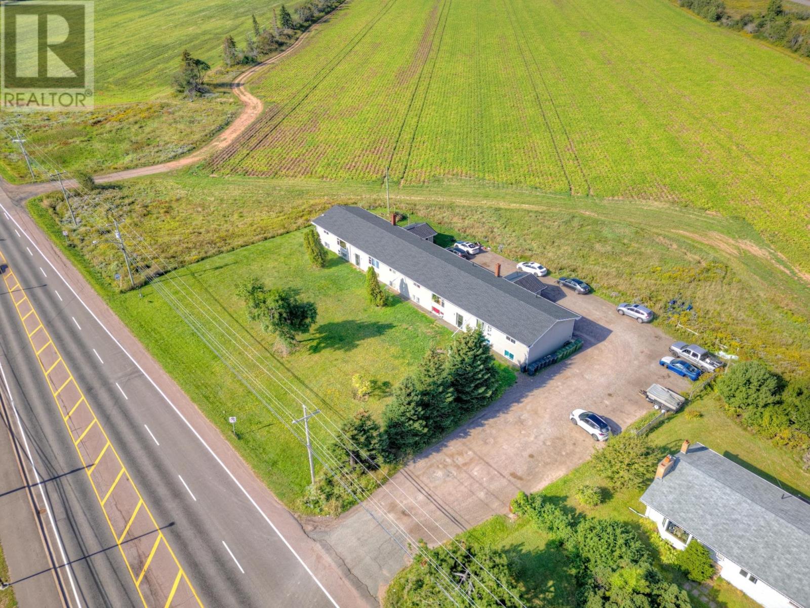 78 Main Street, Cornwall, Prince Edward Island  C0A 1H8 - Photo 6 - 202528366