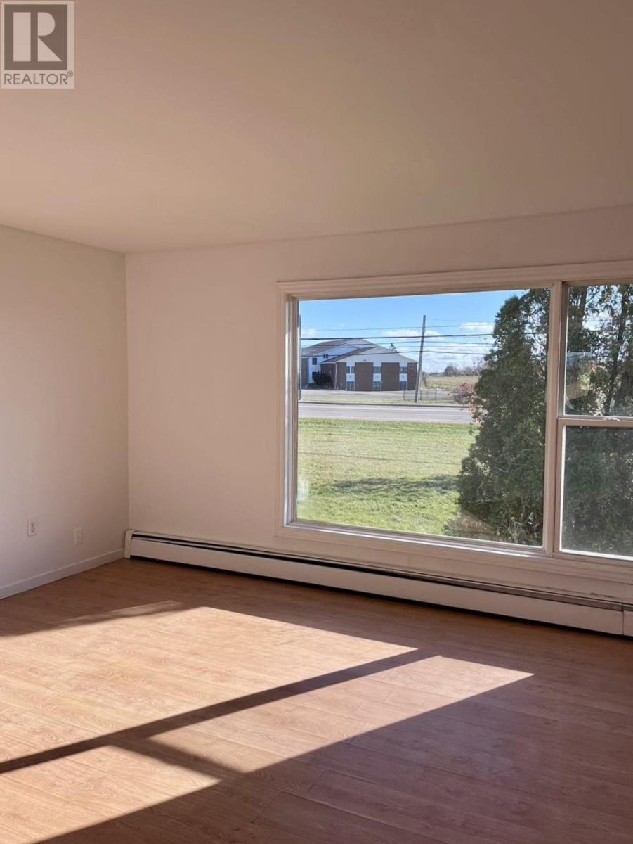 78 Main Street, Cornwall, Prince Edward Island  C0A 1H8 - Photo 11 - 202528366