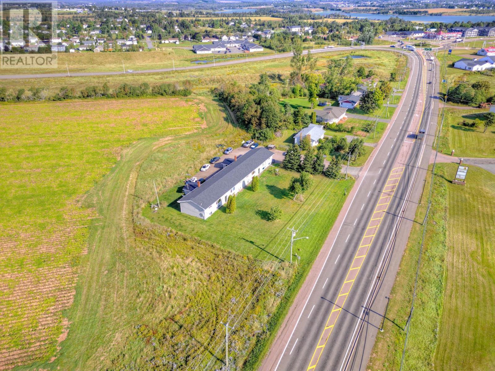 78 Main Street, Cornwall, Prince Edward Island  C0A 1H8 - Photo 5 - 202528366