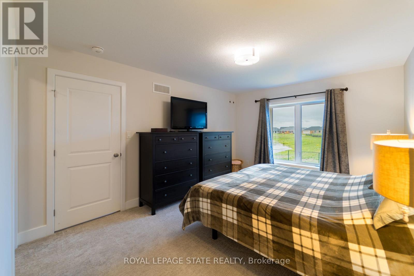 8 Harlequin Court, St. Thomas, Ontario  N5R 0L5 - Photo 5 - X12565680