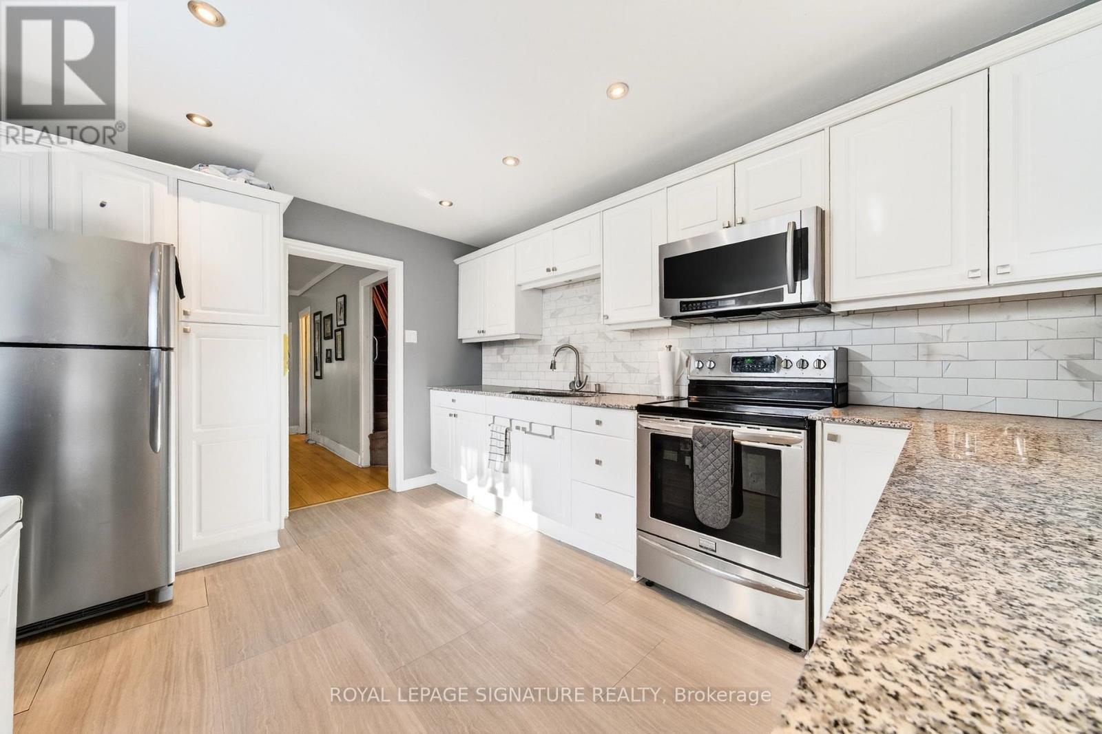 36 Cheever Street, Hamilton, Ontario  L8L 5R7 - Photo 5 - X12565696