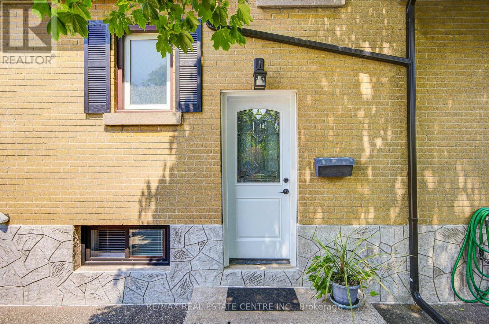 272 Grantham Avenue, St. Catharines, Ontario  L2M 4Z9 - Photo 49 - X12565774