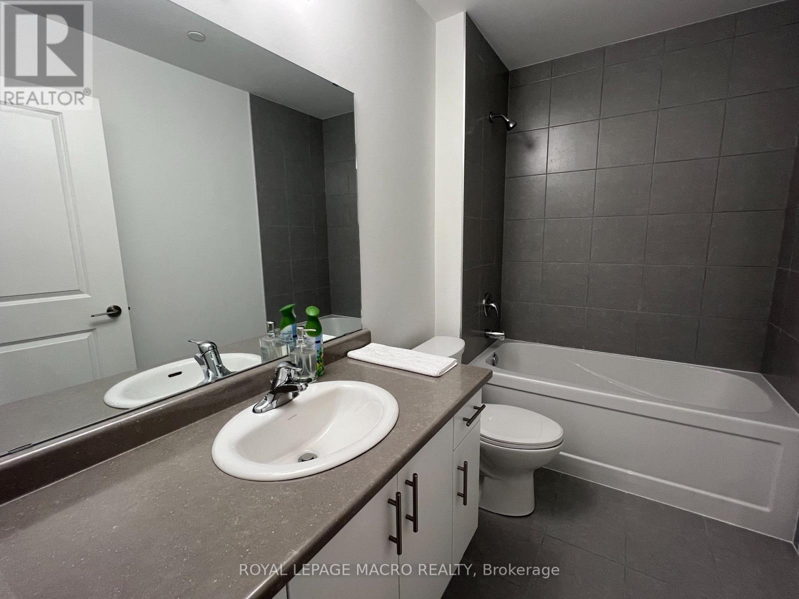 401 - 461 Green Road, Hamilton, Ontario  L8E 5B4 - Photo 15 - X12565806