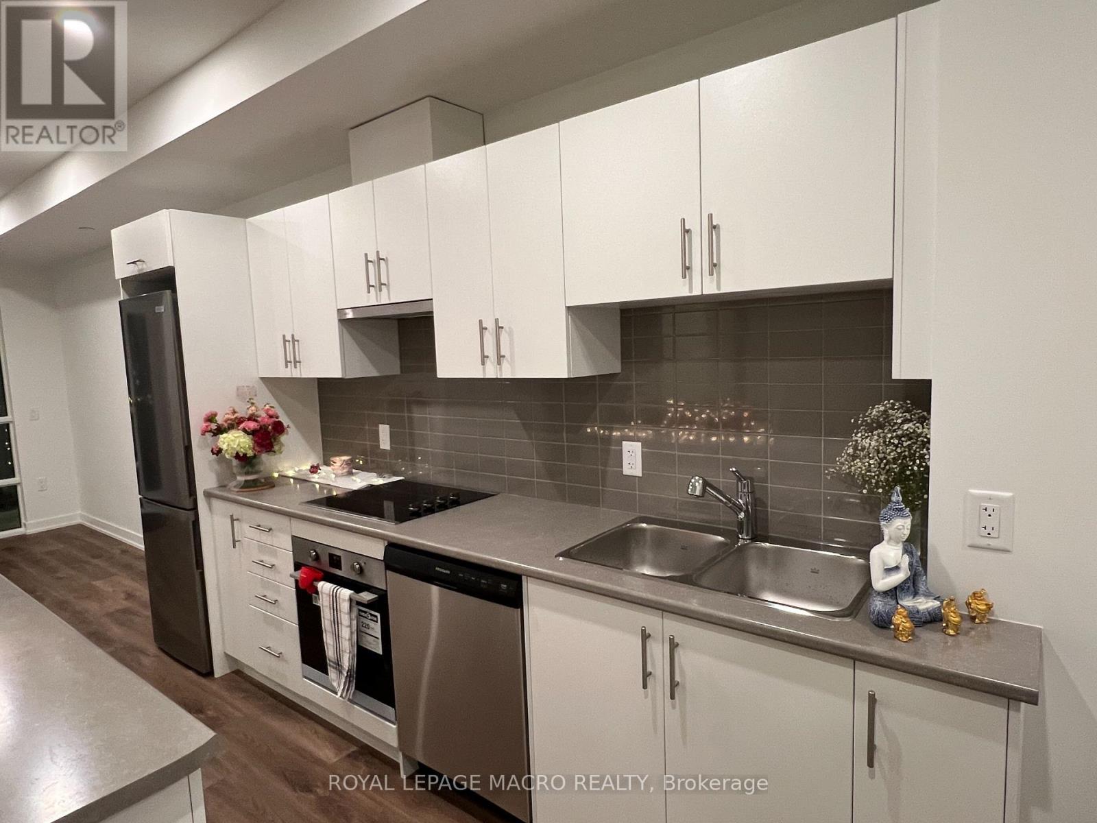 401 - 461 Green Road, Hamilton, Ontario  L8E 5B4 - Photo 4 - X12565806