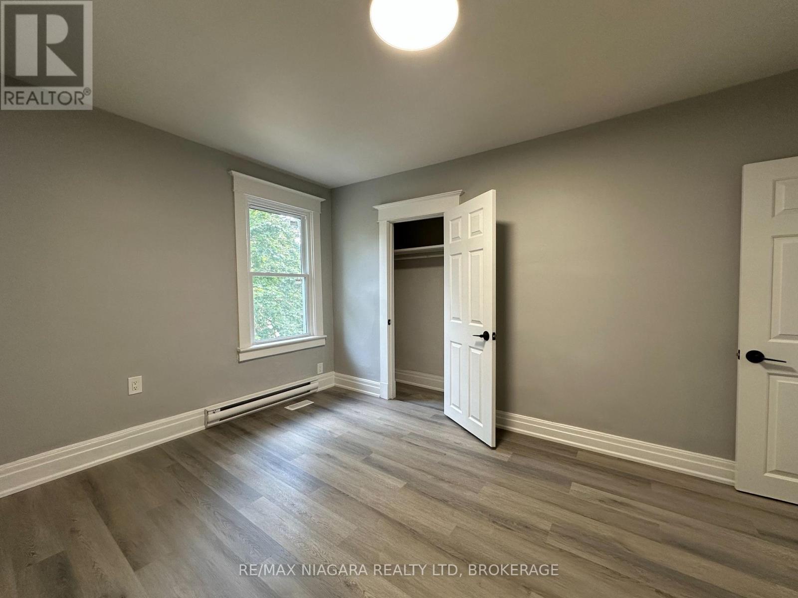 Unit B - 27 Water Street, St. Catharines, Ontario  L2R 4T6 - Photo 9 - X12448229