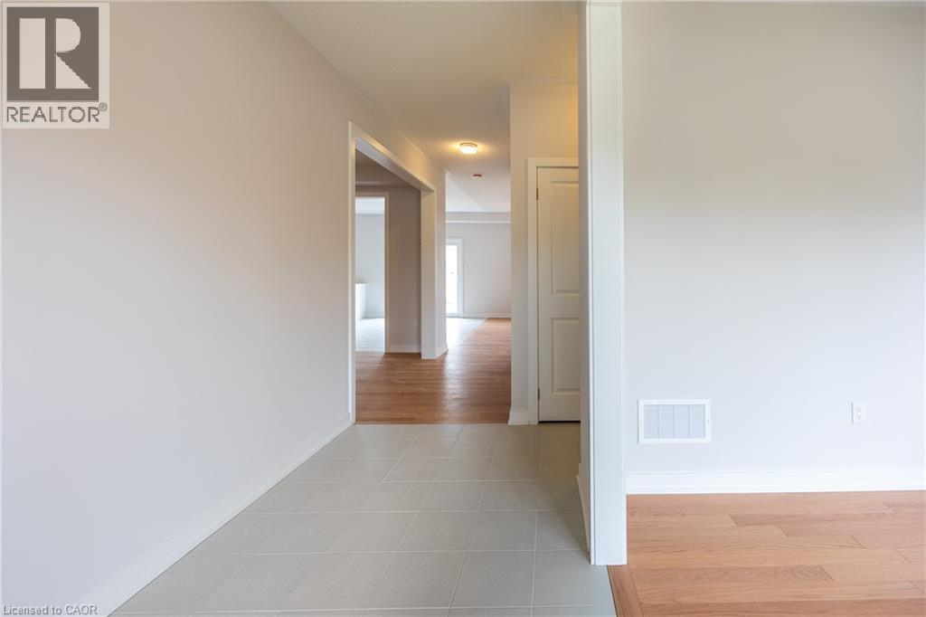 6 Butternut Drive, Simcoe, Ontario  N3Y 0G8 - Photo 3 - 40764947