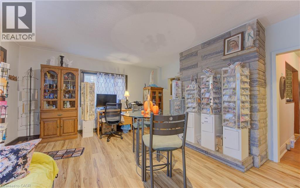 215 Lancaster Street W, Kitchener, Ontario  N2H 4T9 - Photo 7 - 40789770