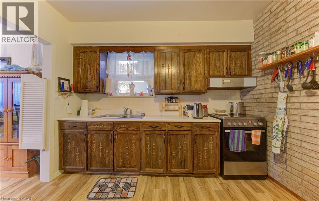 215 Lancaster Street W, Kitchener, Ontario  N2H 4T9 - Photo 9 - 40789770