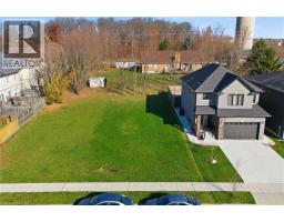 92 GOWLAND Drive, binbrook, Ontario