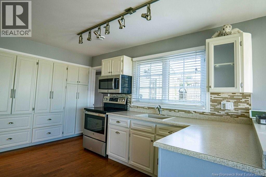 7 Crestline Road, Rothesay, New Brunswick  E2H 1C5 - Photo 8 - NB130393