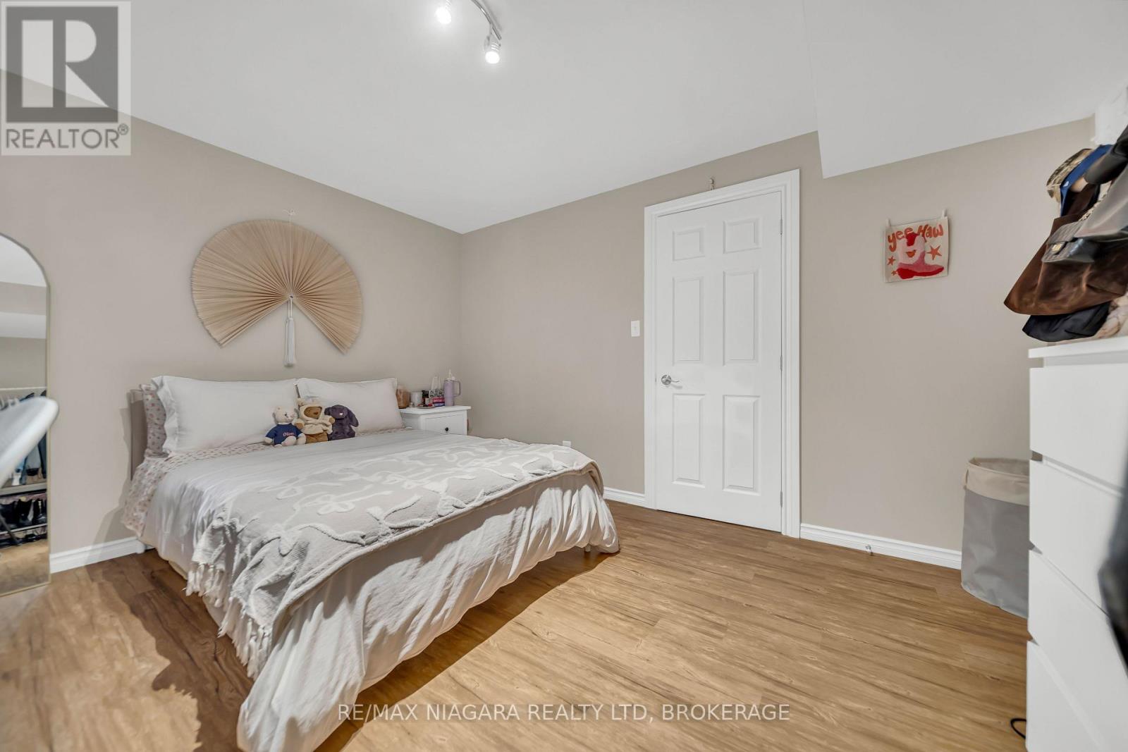 81 - 165 Terraview Crescent, Guelph, Ontario  N1G 5G9 - Photo 33 - X12565848