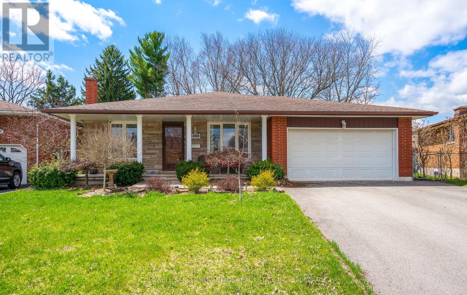 6808 Corwin Crescent, Niagara Falls, Ontario  L2G 2M7 - Photo 3 - X12565878