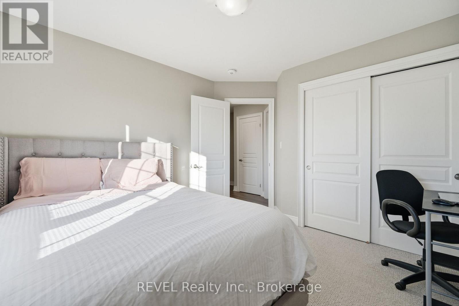 1058 Meadowood Street, Fort Erie, Ontario  L2A 0B9 - Photo 29 - X12565932