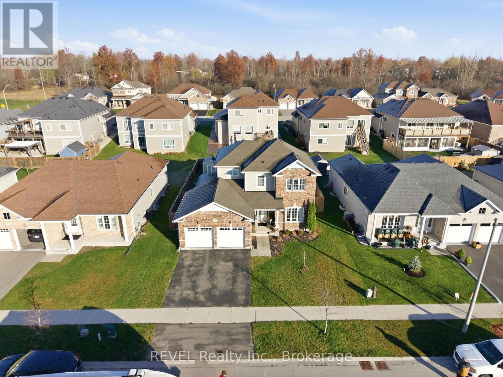 1058 Meadowood Street, Fort Erie, Ontario  L2A 0B9 - Photo 7 - X12565932