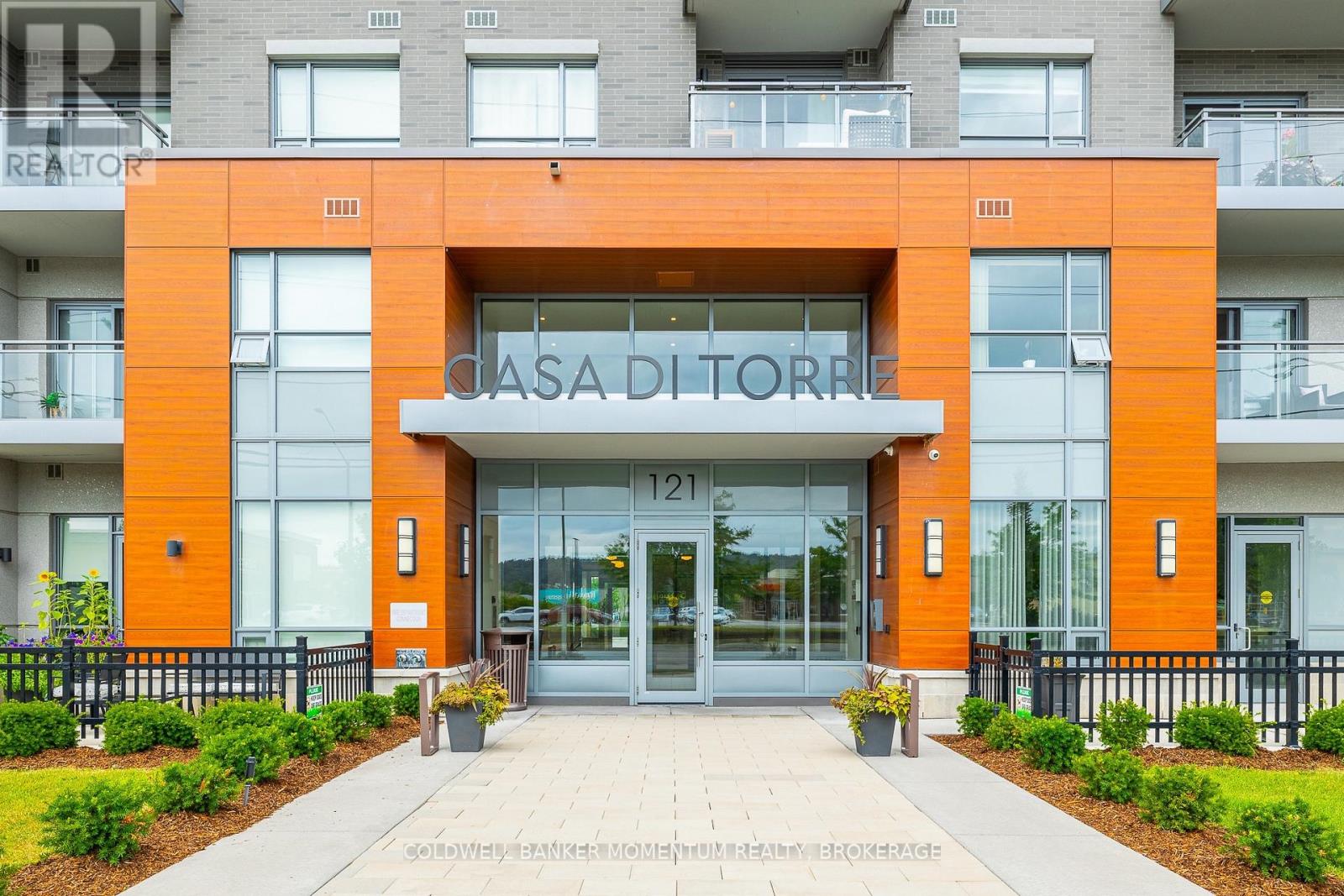 416 - 121 HIGHWAY 8, Hamilton, Ontario