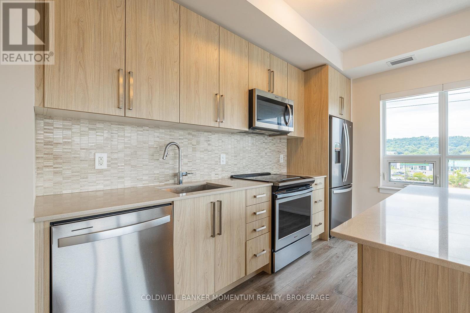 416 - 121 Highway 8, Hamilton, Ontario  L8G 0A3 - Photo 11 - X12565942