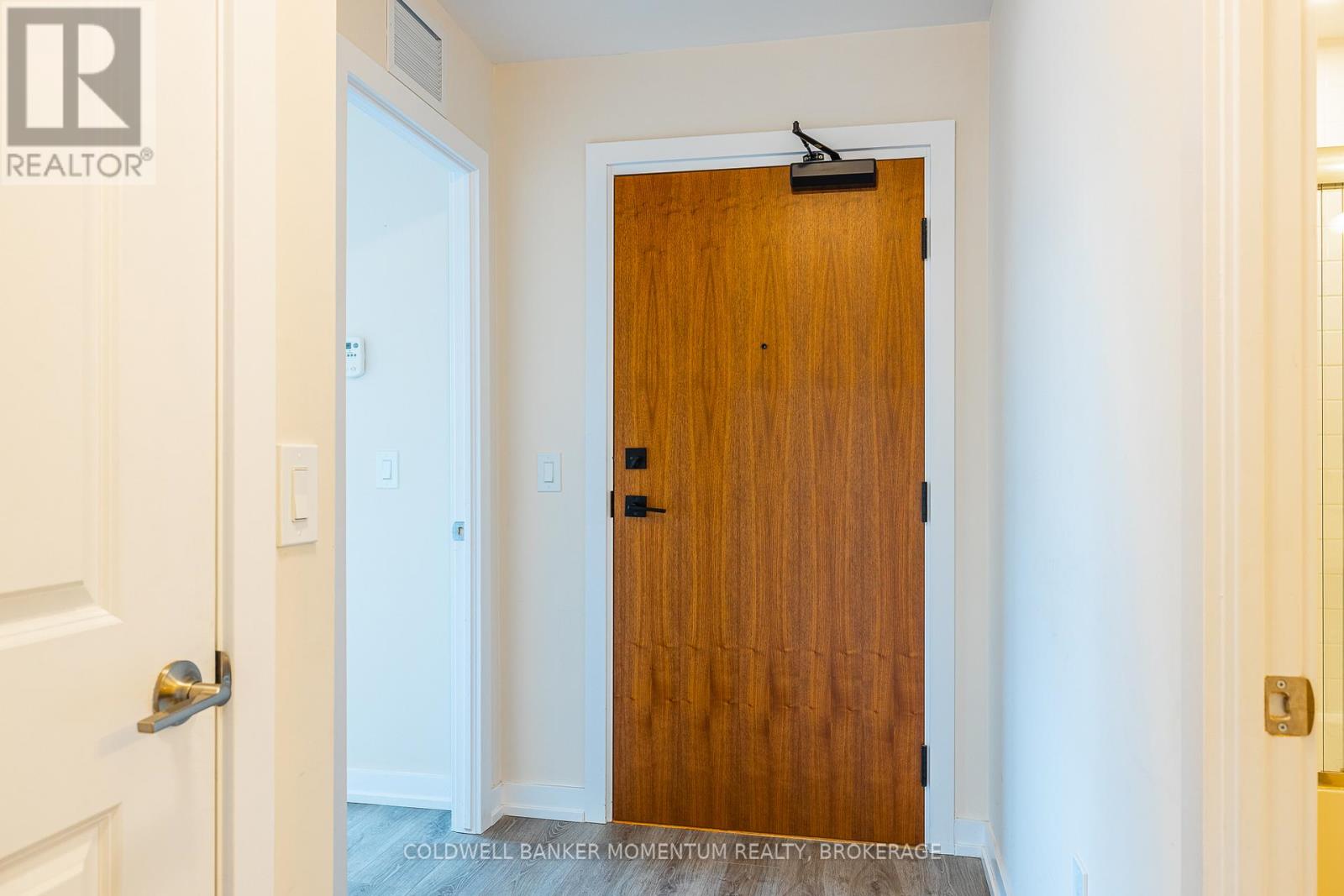 416 - 121 Highway 8, Hamilton, Ontario  L8G 0A3 - Photo 3 - X12565942