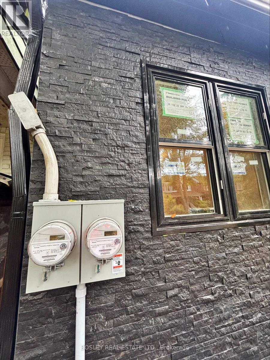 Unit # 2 - 686 Rhodes Avenue, Toronto, Ontario  M4J 4X6 - Photo 3 - E12541910