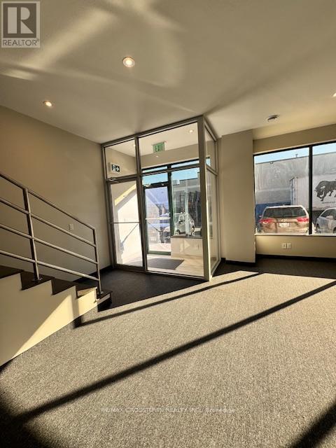 5 - 399 Applewood Crescent, Vaughan, Ontario  L4K 4J3 - Photo 2 - N12411547