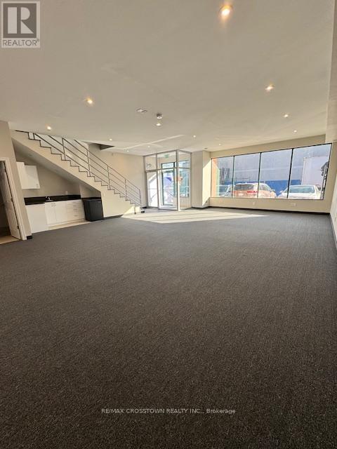 5 - 399 Applewood Crescent, Vaughan, Ontario  L4K 4J3 - Photo 4 - N12411547