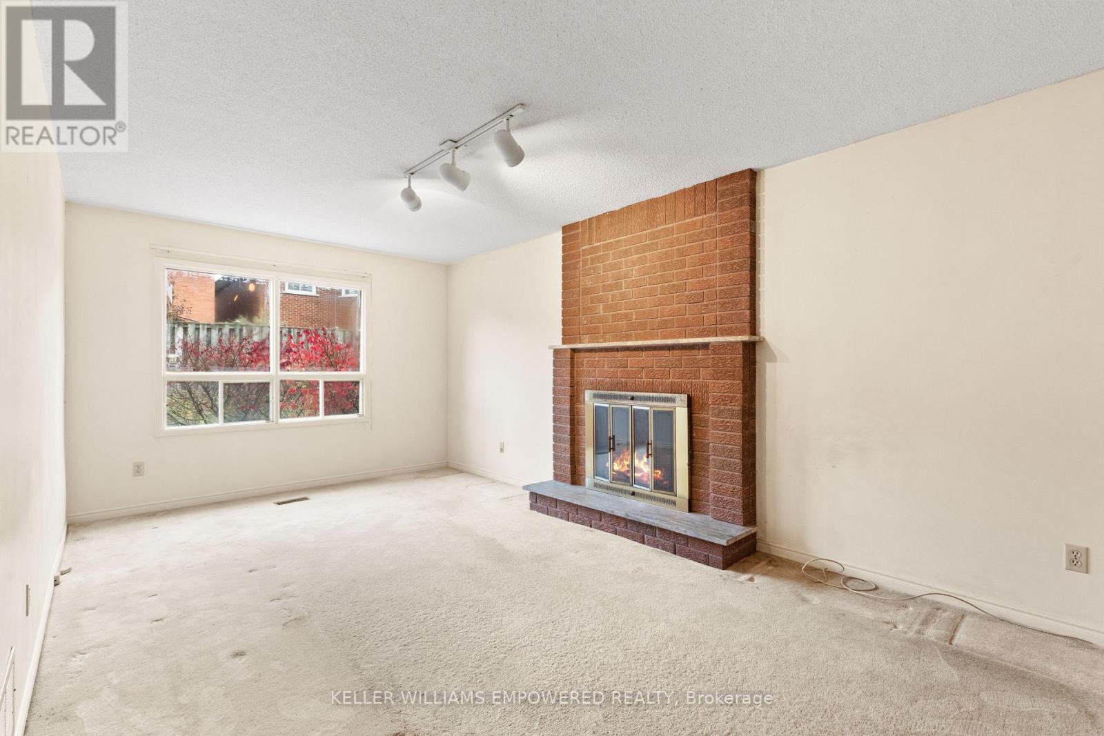 53 Anthony Lane, Vaughan, Ontario  L4K 3L1 - Photo 4 - N12562038