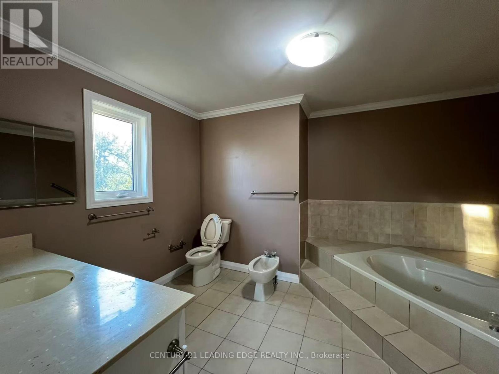 17 Mcphillips Avenue, Markham, Ontario  L3P 1C4 - Photo 22 - N12563400