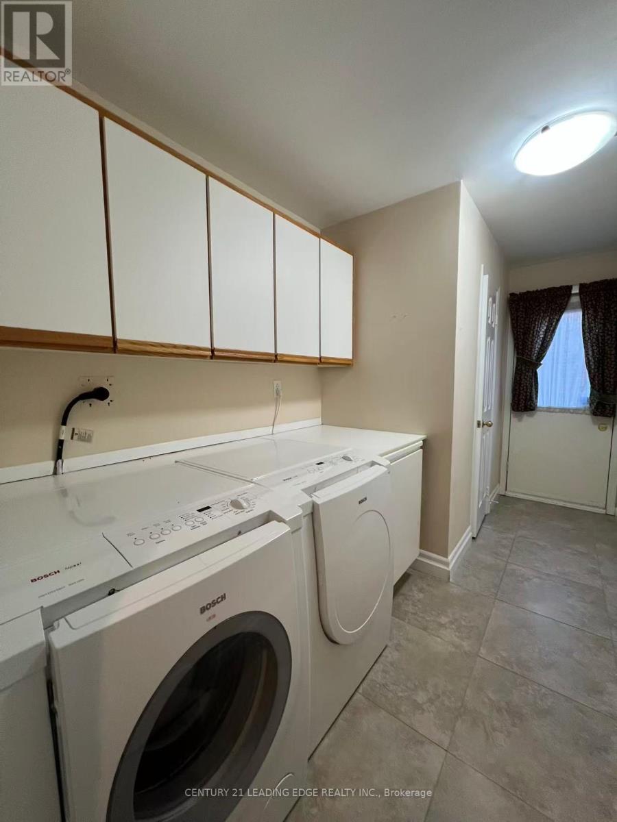 17 Mcphillips Avenue, Markham, Ontario  L3P 1C4 - Photo 12 - N12563400