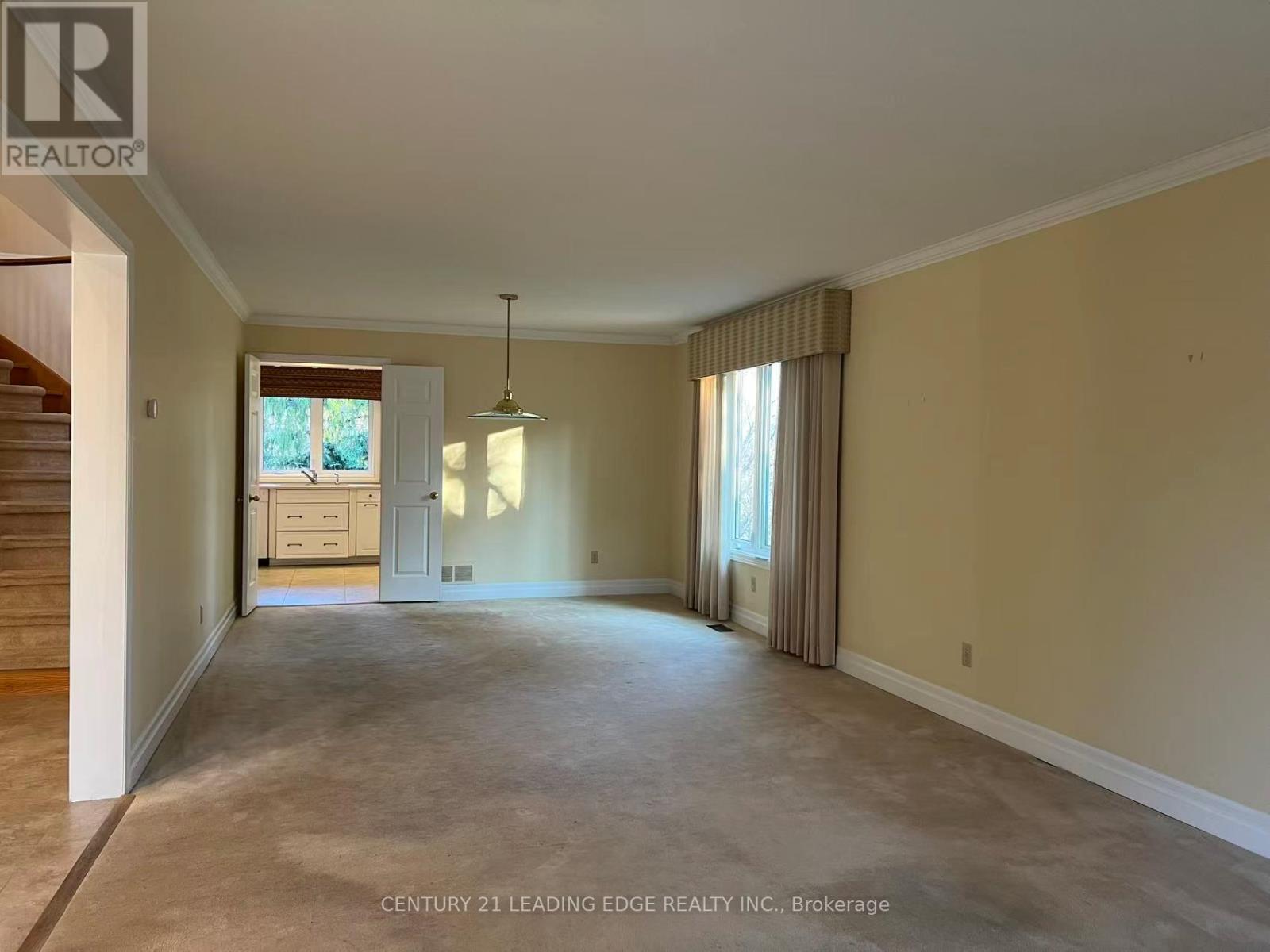 17 Mcphillips Avenue, Markham, Ontario  L3P 1C4 - Photo 5 - N12563400