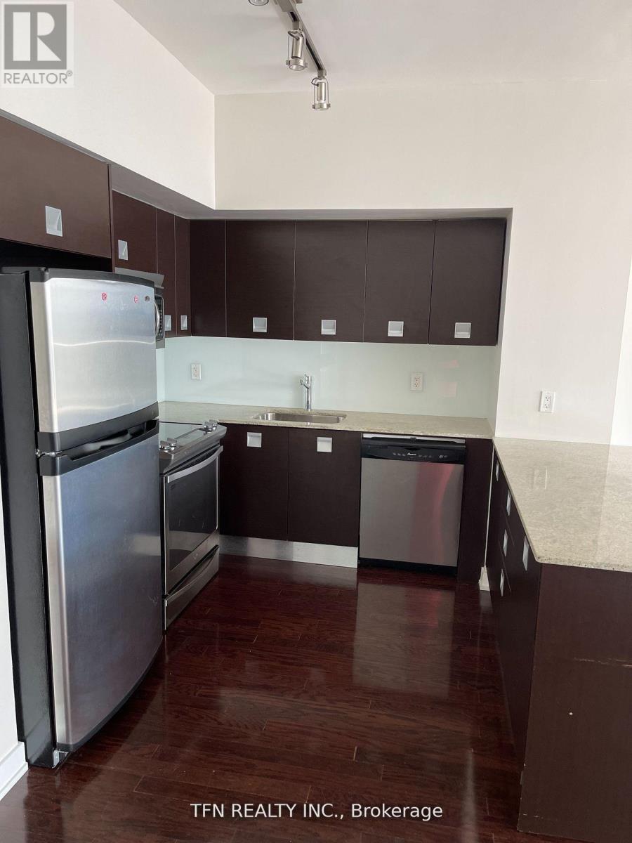 3805 - 33 Charles Street E, Toronto, Ontario  M4Y 0A2 - Photo 8 - C12565858