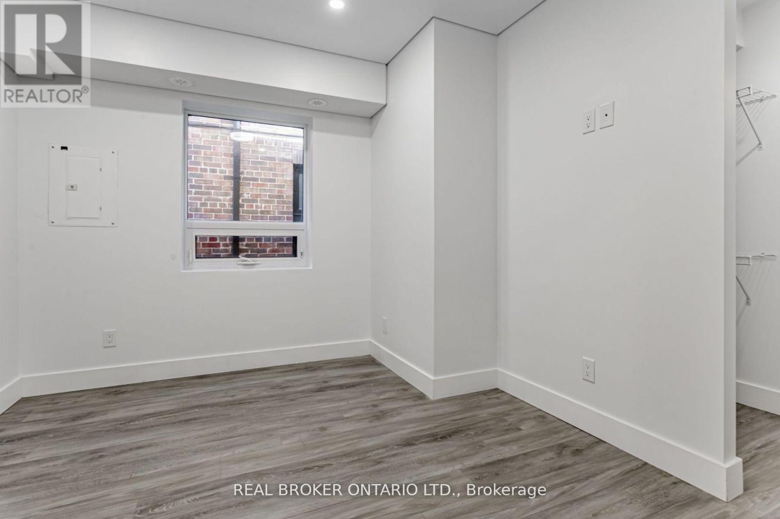 B - 1088 Avenue Road, Toronto, Ontario  M5N 2E2 - Photo 12 - C12565926