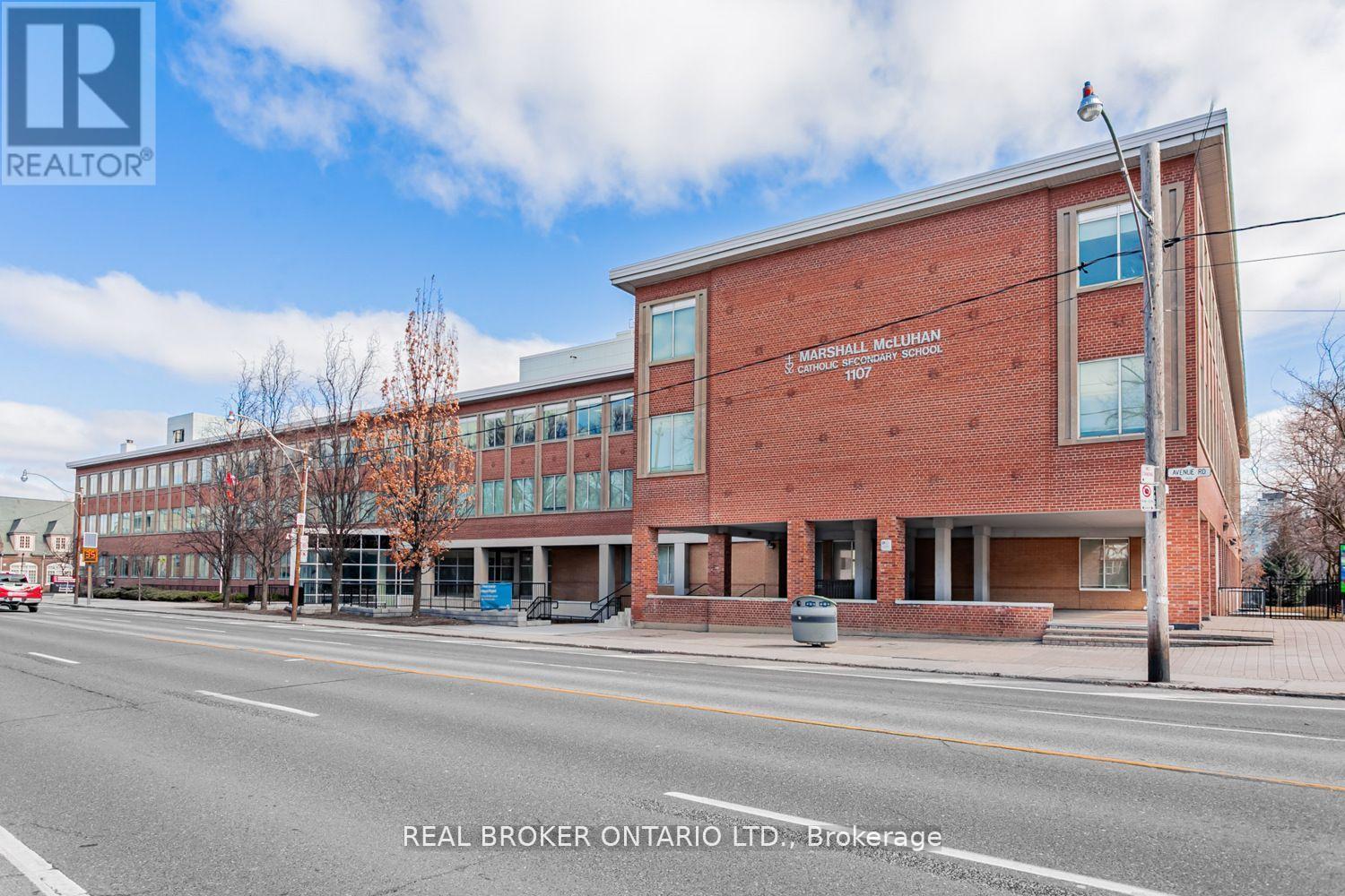 B - 1088 Avenue Road, Toronto, Ontario  M5N 2E2 - Photo 15 - C12565926