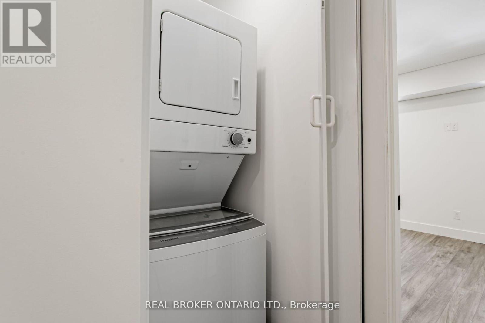 B - 1088 Avenue Road, Toronto, Ontario  M5N 2E2 - Photo 7 - C12565926