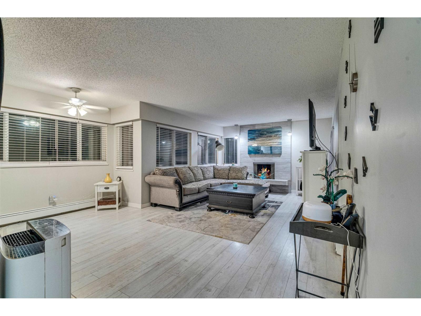 207 1381 Martin Street, White Rock, British Columbia  V4B 3W6 - Photo 4 - R3069114