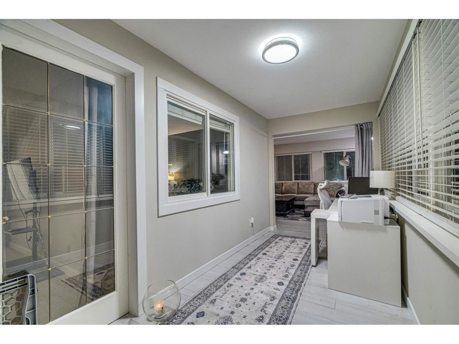 207 1381 Martin Street, White Rock, British Columbia  V4B 3W6 - Photo 14 - R3069114