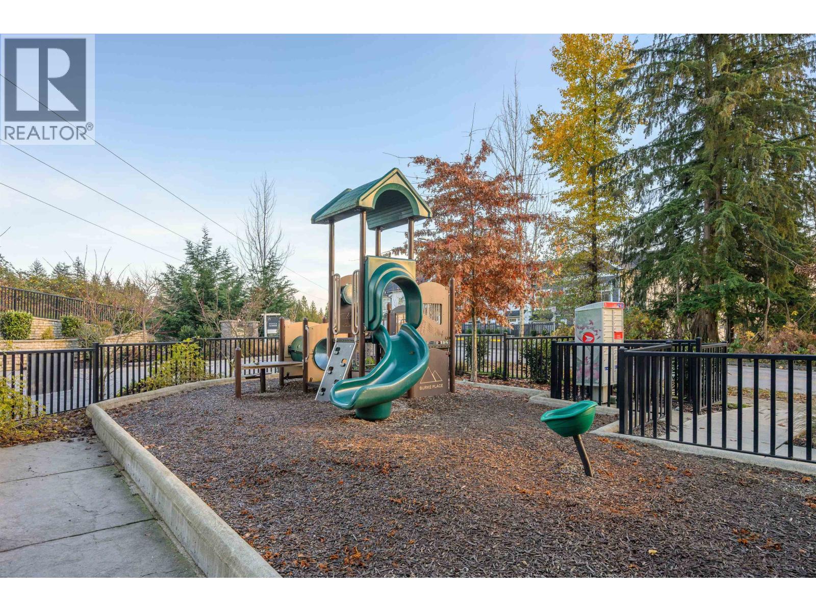 107 3503 Gislason Avenue, Coquitlam, British Columbia  V3E 0T1 - Photo 2 - R3069135