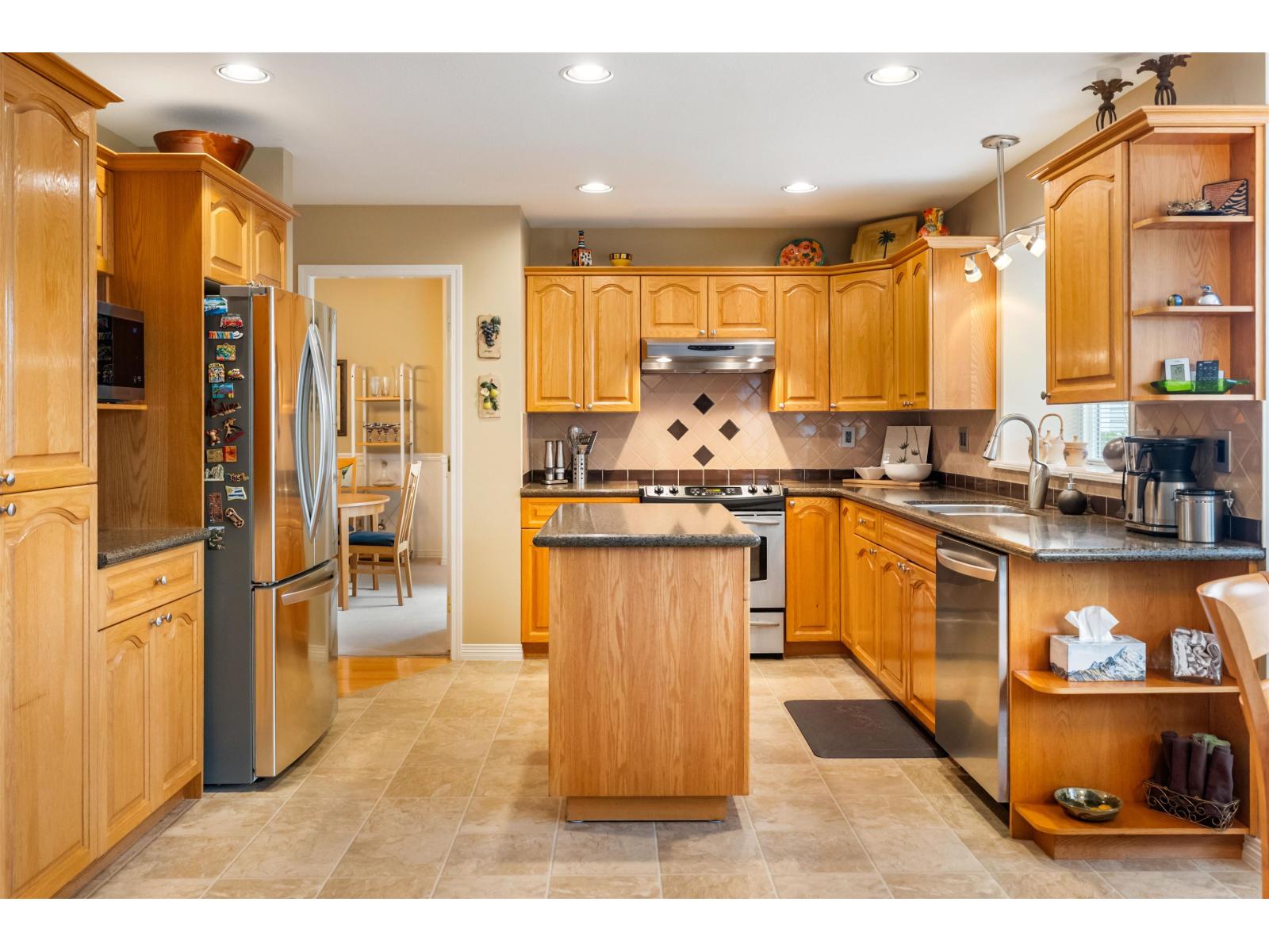 8470 166a Street, Surrey, British Columbia  V4N 4Z4 - Photo 14 - R3069161