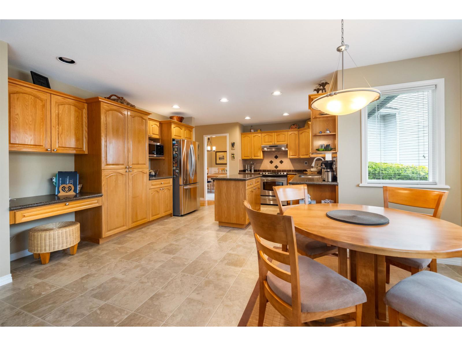 8470 166a Street, Surrey, British Columbia  V4N 4Z4 - Photo 15 - R3069161