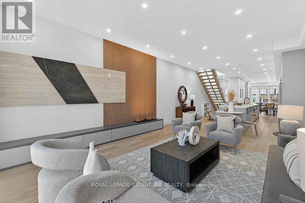 241 Cedarvale Avenue, Toronto, Ontario  M4C 4K3 - Photo 21 - E12565844