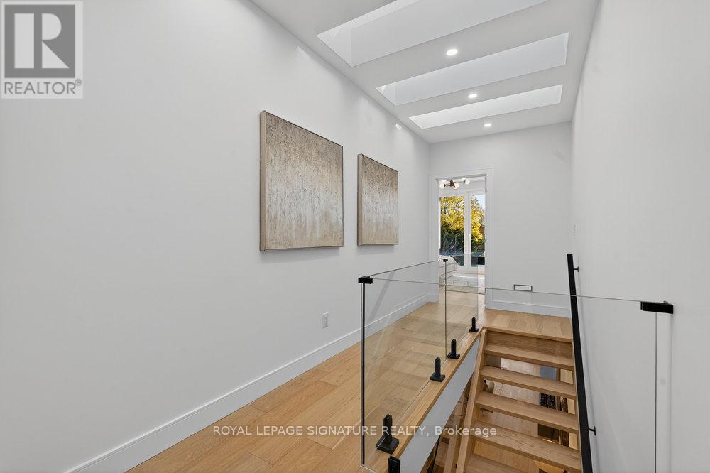 241 Cedarvale Avenue, Toronto, Ontario  M4C 4K3 - Photo 23 - E12565844